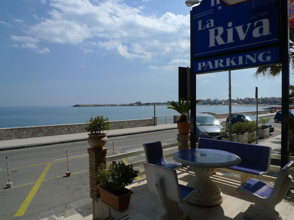 Hotel La Riva Джардини-Наксос Экстерьер фото